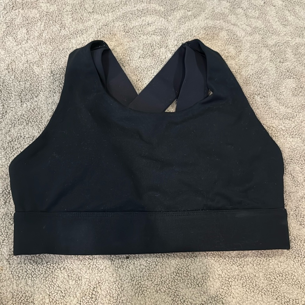 Fabletics black sports bra